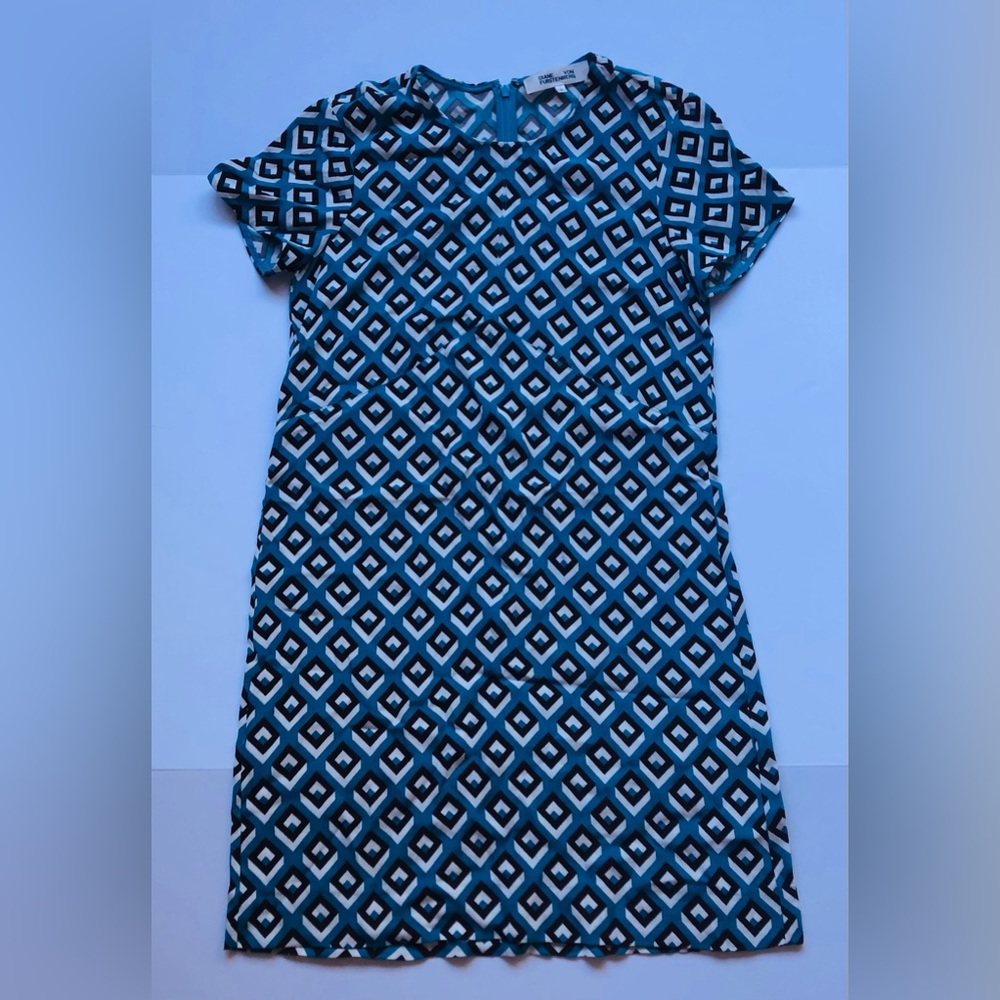 Diane Von Furstenberg Mini Dress Size Small